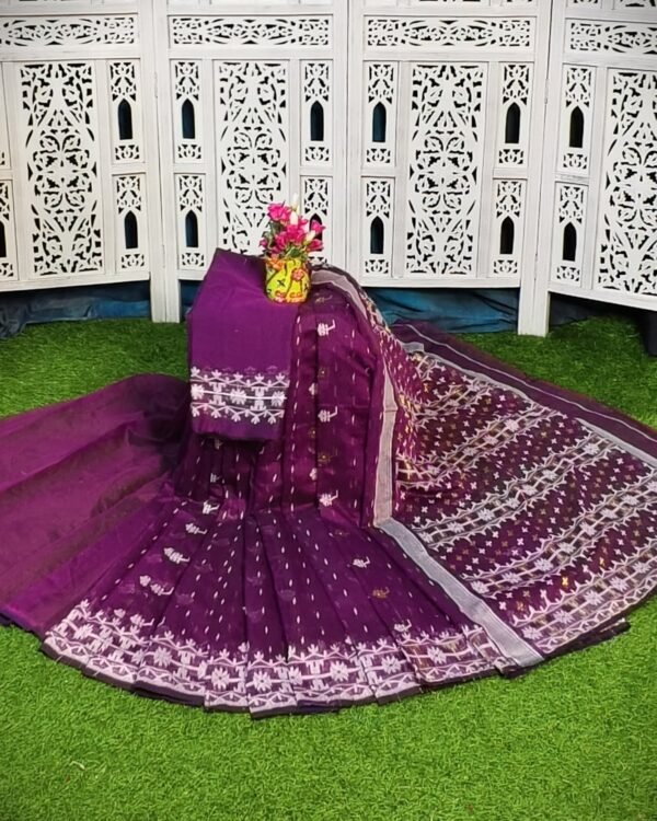 Nilanjona Soft Majenda Jamdani Saree