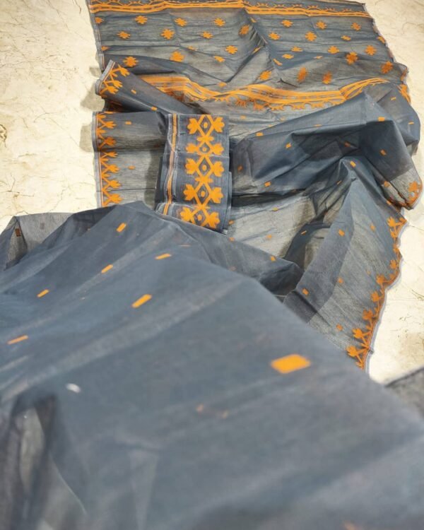 Nayan Tara Soft Grey Jamdani Saree