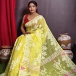 Pale Gold Soft Dhakai Jamdani Saree