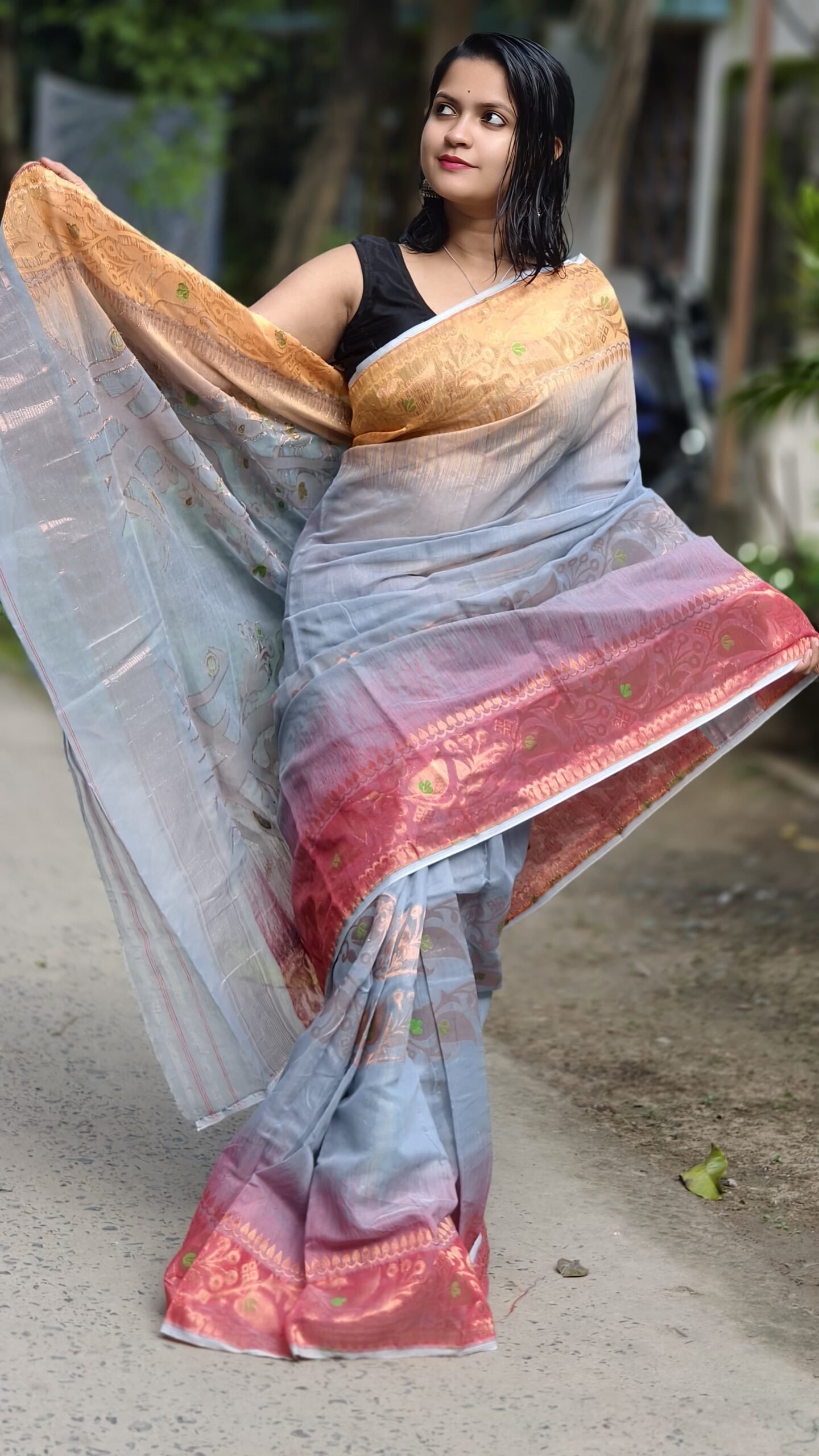 Ganga Jamuna Soft Regent Grey Jamdani Saree