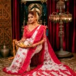 White Red Soft Dhakai Jamdani Saree