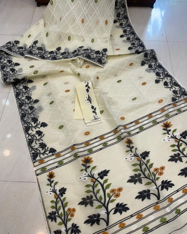 Cream Soft Crosslota Dhakai Jamdani Sari