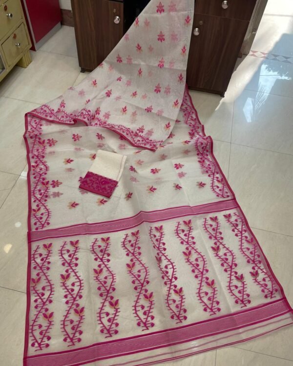 Off White Soft Lota Dhakai Jamdani Sari