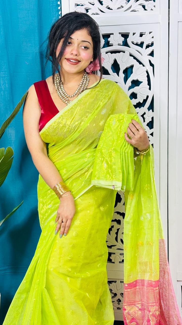 Lemon Green Soft Golden Buti Jamdani Sari With Blouse Piece