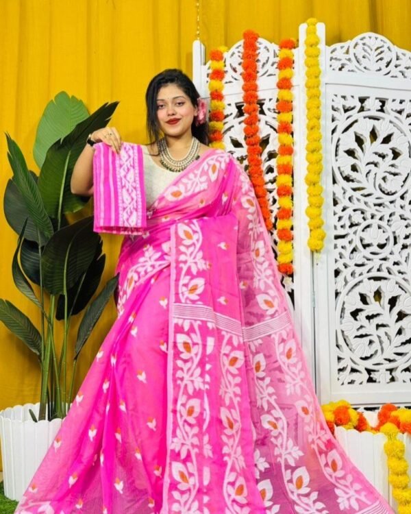 Loto Pata Soft Deep Pink Jamdani Sari