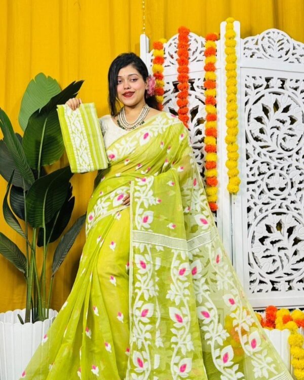 Loto Pata Soft Dirty Yellow Jamdani Sari