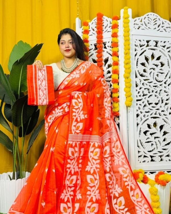 Loto Pata Soft Tomato Red Jamdani Sari