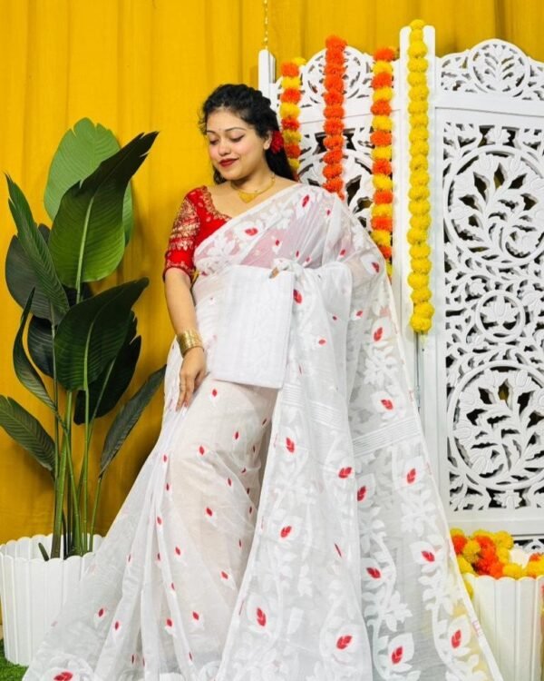 Loto Pata Soft White Jamdani Sari