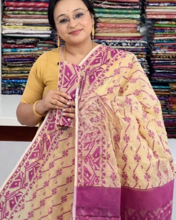 Off White Soft Buti Jamdani Saree With Blouse Piece