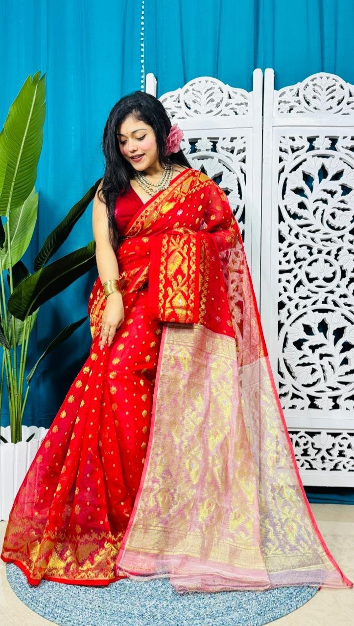 Red And White Soft Golden Buti Jamdani Sari With Blouse Piece