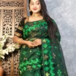 Dark Green Soft Buti Jamdani Sari With Blouse Piece