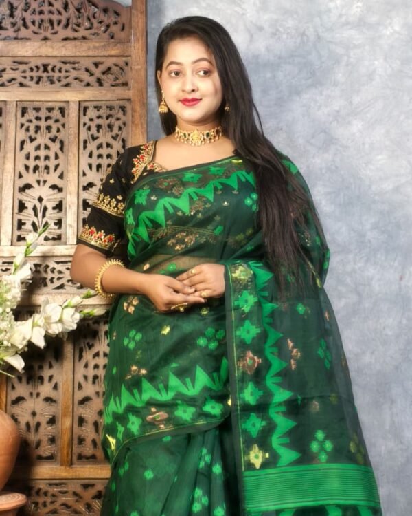 Dark Green Soft Buti Jamdani Sari With Blouse Piece