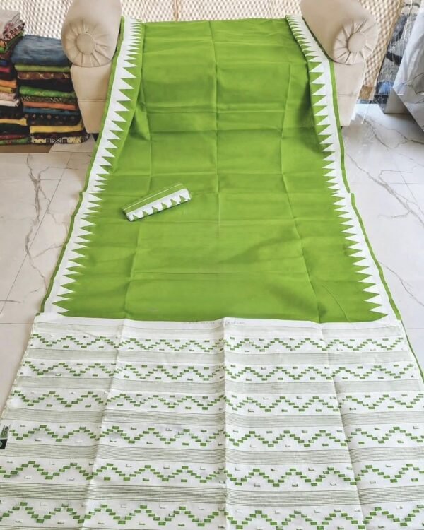 Body Plain Soft Dhakai Jamdani Saree with Blouse Piece - Dark Sea Green