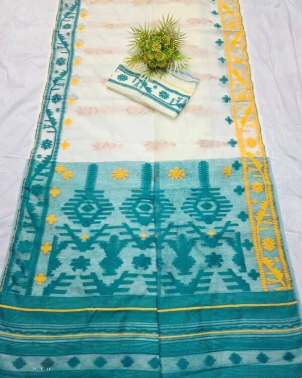 Shiuli Korat Soft Dhakai Jamdani Saree with Blouse Piece - Light Cream