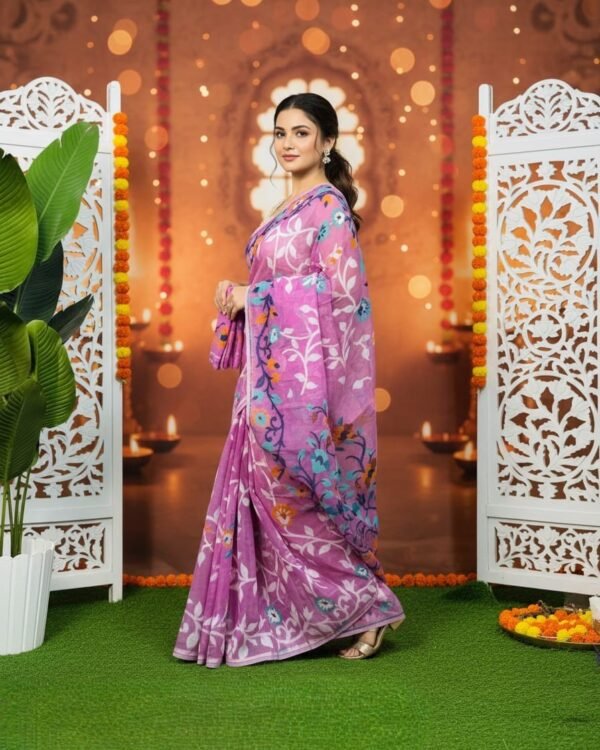 Lota Pata Soft Dhakai Jamdani Saree with Blouse Piece - Light Plum
