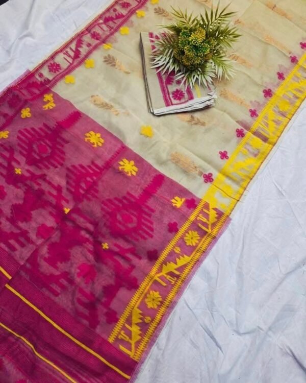 Shiuli Korat Soft Dhakai Jamdani Saree with Blouse Piece - Mushroom