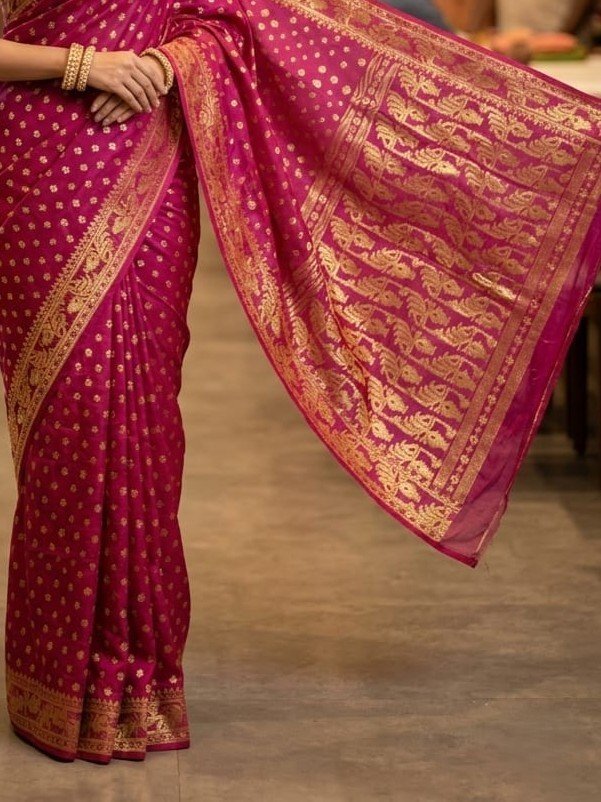 Allover Buti Soft Dhakai Jamdani Sari with Blouse Piece - Purplish Red - Image 2
