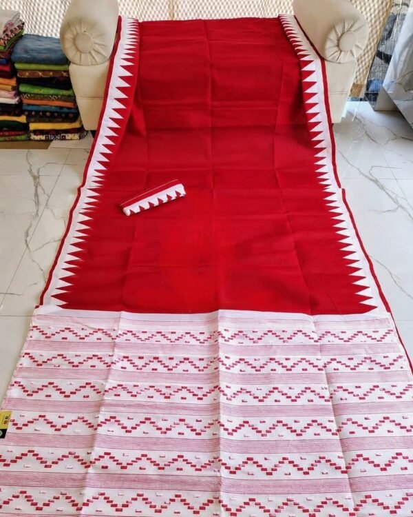 Body Plain Soft Dhakai Jamdani Saree with Blouse Piece - Red